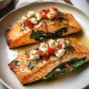 Gefüllter Lachs mit Spinat und Feta