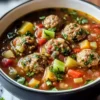 Albondigas Suppe mit Fleischbällen und Gemüse Rezept