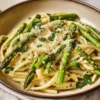 Pasta mit grünem Spargel