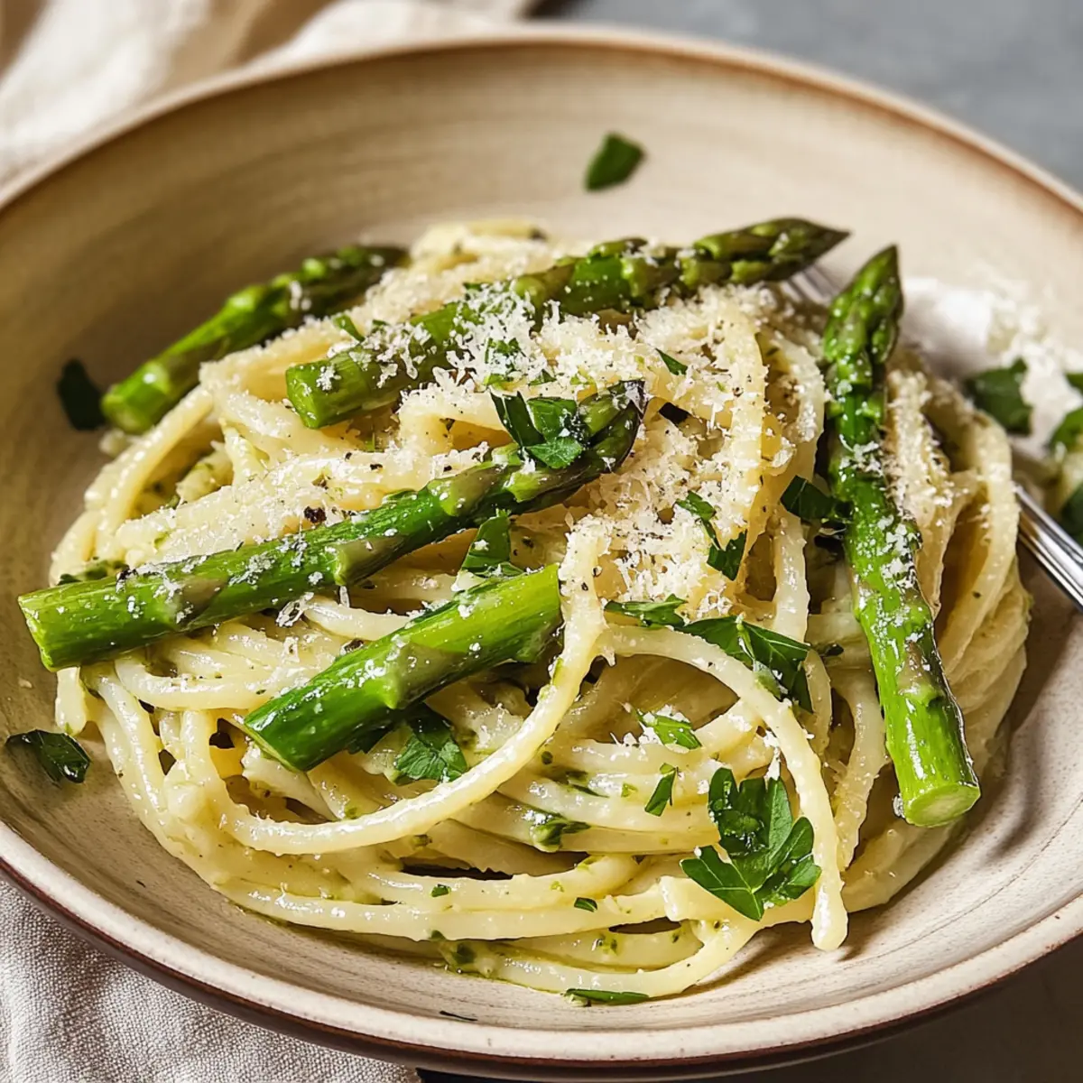 Pasta mit grA¼nem Spargel huq5kr